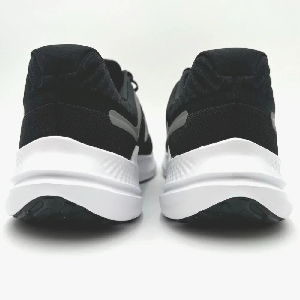 Men’s Nike Quest 5 Running Sneakers DD0104-001 Black White Smoke Grey Size 15